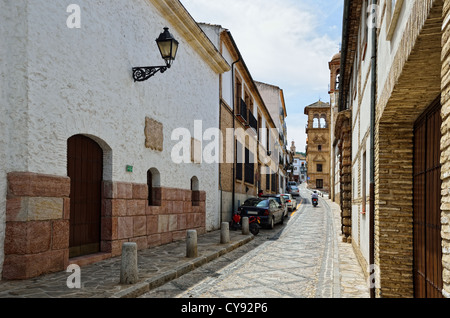 Strada stretta nelle antiche Granada Foto Stock