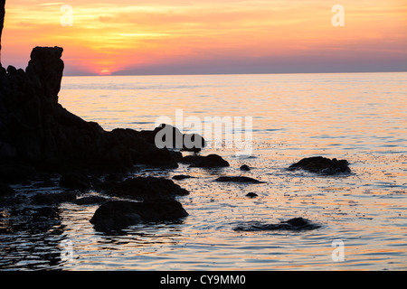 La Mirina costa sul Lemnos, Grecia al tramonto. Foto Stock