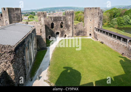 Il Galles, Castello di Caerphilly, iniziò la costruzione del 1268 Foto Stock