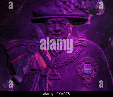 Sir Winston Churchill rock carving. San Clements grotte. I contrabbandieri avventura. West Hill. Hastings. East Sussex. Inghilterra Foto Stock