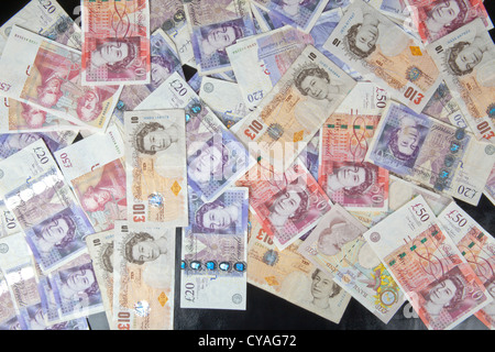 Sterlina inglese di banconote. Denaro £10, £20, £50 libbre 129825 Money Foto Stock