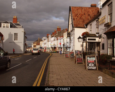 Sulla strada a Thornbury, South Gloucestershire, England, Regno Unito Foto Stock