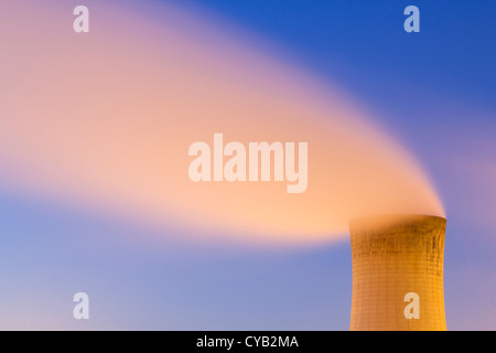 Torre di raffreddamento a opere chimiche in Billingam, Cleveland, England, Regno Unito Foto Stock