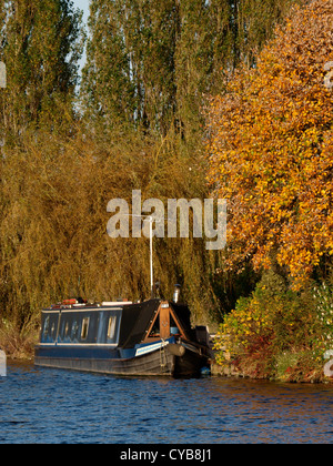Autunno su Gloucester e nitidezza canal, REGNO UNITO Foto Stock