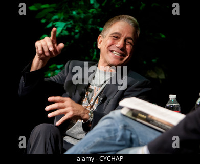 Attore, insegnante e autore di Tony Danza parla durante il Texas Book Festival di Austin in Texas Foto Stock