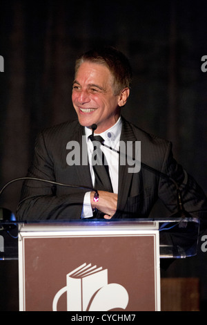 Attore, insegnante e autore di Tony Danza parla durante il Texas Book Festival di Austin in Texas Foto Stock