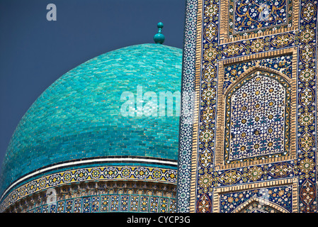 Vie di una delle cupole in Mir-i-Arab Madrasah a Bukhara, Uzbekistan Foto Stock