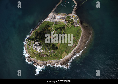 San Michele di Monte Isola, off Cornish Coast Foto Stock