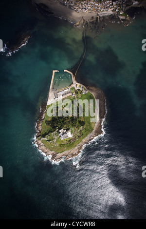 San Michele di Monte Isola, off Cornish Coast Foto Stock