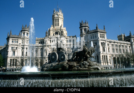 Il famoso Madrid post office, più propriamente indicato come il Palacio de las Comunicaciones, Foto Stock