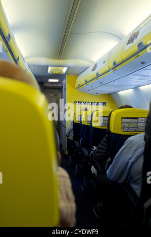 Aereo Ryanair interni cabina Foto Stock
