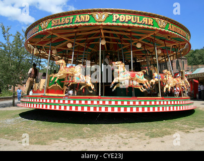 Merrygoround Blists Hill cittadina vittoriana Ironbridge Shropshire England Regno Unito Foto Stock