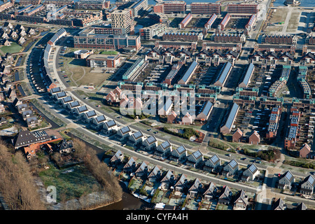 I Paesi Bassi, Heerhugowaard, antenna, quartiere chiamato la città del sole, Olandese: Stad van de Zon. Tutte le case con pannelli solari. Foto Stock