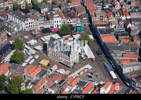 I Paesi Bassi, Gouda, il Municipio. Antenna. Foto Stock