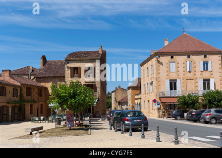 Le Buisson de Cadouin, un villaggio nella regione della Dordogne della Francia Foto Stock