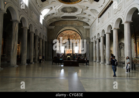 Chiesa di San Pietro in Vincoli - Roma, Italia Foto Stock