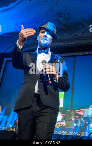 Matt Goss presso il British Guild of gli scrittori di viaggi annuali di cena, Savoy Hotel London, domenica 4 novembre. Foto Stock