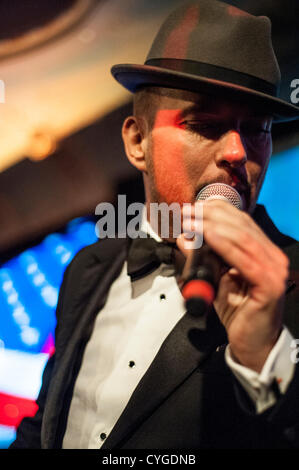 Matt Goss presso il British Guild of gli scrittori di viaggi annuali di cena, Savoy Hotel London, domenica 4 novembre. Foto Stock