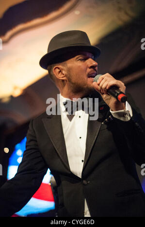 Matt Goss presso il British Guild of gli scrittori di viaggi annuali di cena, Savoy Hotel London, domenica 4 novembre. Foto Stock