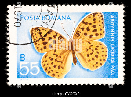 Francobollo dalla Romania raffigurante una Pallas' Fritillary (Argynnis laodice) Foto Stock