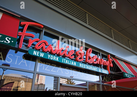 Frankie & Benny's restaurant, parte di Broad Street sviluppo, Halifax Foto Stock