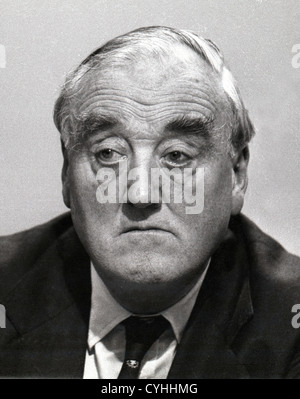 William Stephen Ian Whitelaw, primo Visconte Whitelaw, KT, CH, MC, PC, DL, spesso noto come Willie Whitelaw, era un partito conservatore britannico politico che hanno servito in un ampio numero di posizioni di armadio, Fotografia di David Cole 1984 Foto Stock