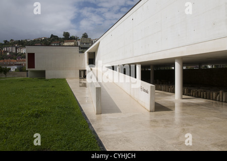 Santa-a-Clara a Velha convento di Coimbra, in Portogallo. Foto Stock