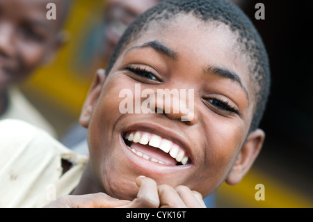 Ragazzo, Namialo, Mozambico settentrionale Foto Stock