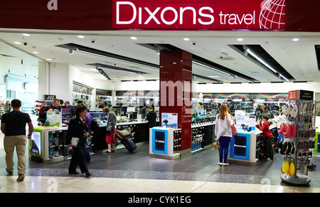 Rinnovato il ramo del rivenditore di elettronica Dixons presso l'aeroporto di Gatwick, Londra Foto Stock