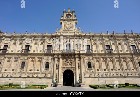 La facciata ornata di Convento de San Marcos, Hostal de San Marcos. Leon, Castilla y Leon, Spagna Foto Stock