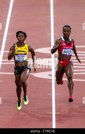 Shelly-Ann Fraser-Pryce (JAM) concorrenti in 100 donne di metro semifinale a le Olimpiadi estive di Londra, 2012 Foto Stock