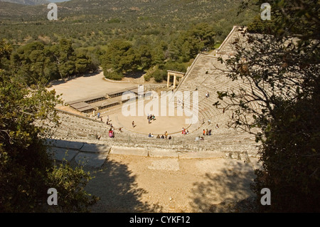 Greco sito archeologico di Antico Teatro di Epidaurus, Grecia Foto Stock