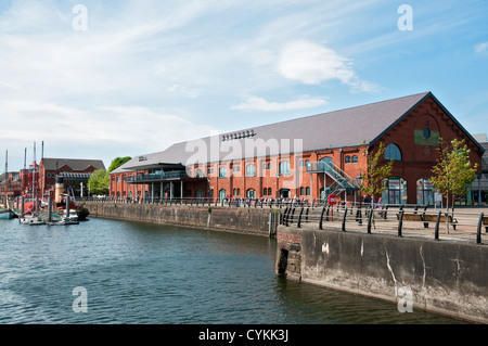 Il Galles, Swansea, quartiere marittimo, National Waterfront Museum Foto Stock