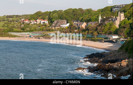 Il Galles, Penisola di Gower, vista della baia di Langland dal sentiero costiero Foto Stock