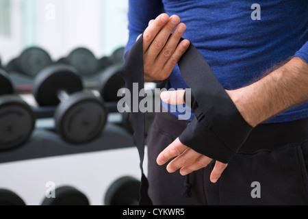 Incarto Boxer le mani in palestra Foto Stock