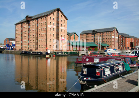 Britannia magazzino e Marina Gloucester Docks Gloucester England Regno Unito Foto Stock