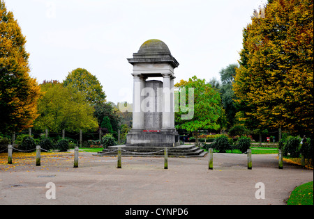 Il memoriale di guerra in Vivary Park, Taunton. Foto Stock