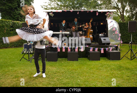 Il Jive Dancing at Goodwood Riunione 2012 Foto Stock