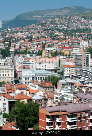 Vista su tutta Sarajevo, città capitale della Bosnia ed Erzegovina. Foto Stock