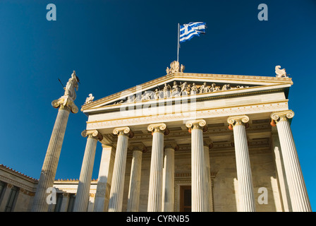 Facciata di un edificio educativo, Accademia di Atene, Atene, Grecia Foto Stock