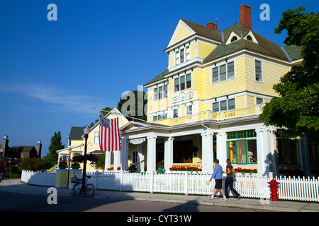 Il Windermere Hotel si trova sulla strada principale sulla isola di Mackinac situato nel Lago Huron, Michigan, Stati Uniti d'America. Foto Stock