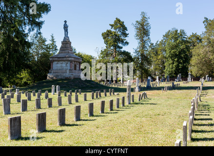 Lapidi nel cimitero di confederati di Fredericksburg e Spotsylvania Foto Stock