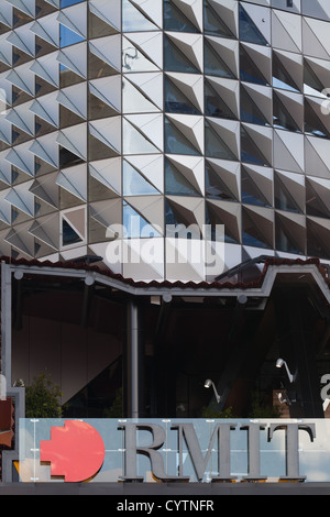 RMIT Swanston Melbourne edificio accademico o edificio 80, 5 stelle Green Building ecologico design sostenibile. Foto Stock