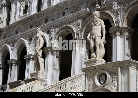 La Scala dei Giganti, il Palazzo del Doge di Venezia, Italia Foto Stock