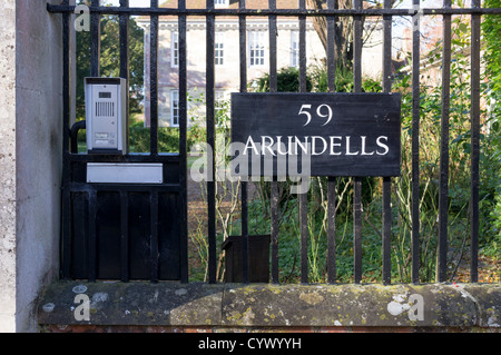 Numero 59 Arundells nella cattedrale vicino a Salisbury di proprietà dell ex primo ministro britannico Sir Edward Heath Foto Stock