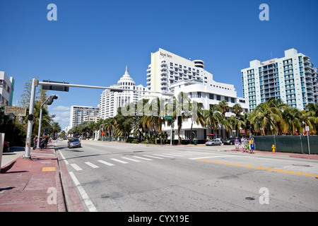 Art Deco District, Collins Avenue, South Beach, Miami Beach, Florida, Stati Uniti d'America Foto Stock