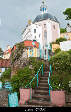 Il Galles, Snowdonia, Portmeirion Village, creazione di Sir Clough Williams-Ellis (1893-1978) Foto Stock