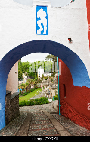 Il Galles, Snowdonia, Portmeirion Village, creazione di Sir Clough Williams-Ellis (1893-1978) Foto Stock