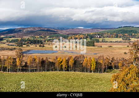 Vista sul pollice marche zona nord e ovest del B970 & East di B9152 tra le strade in Highland scozzesi come visto da est qui Foto Stock