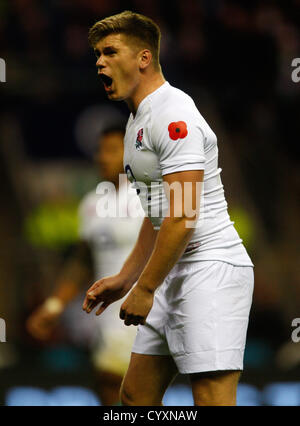 OWEN FARRELL INGHILTERRA RU TWICKENHAM MIDDLESEX INGHILTERRA 10 Novembre 2012 Foto Stock